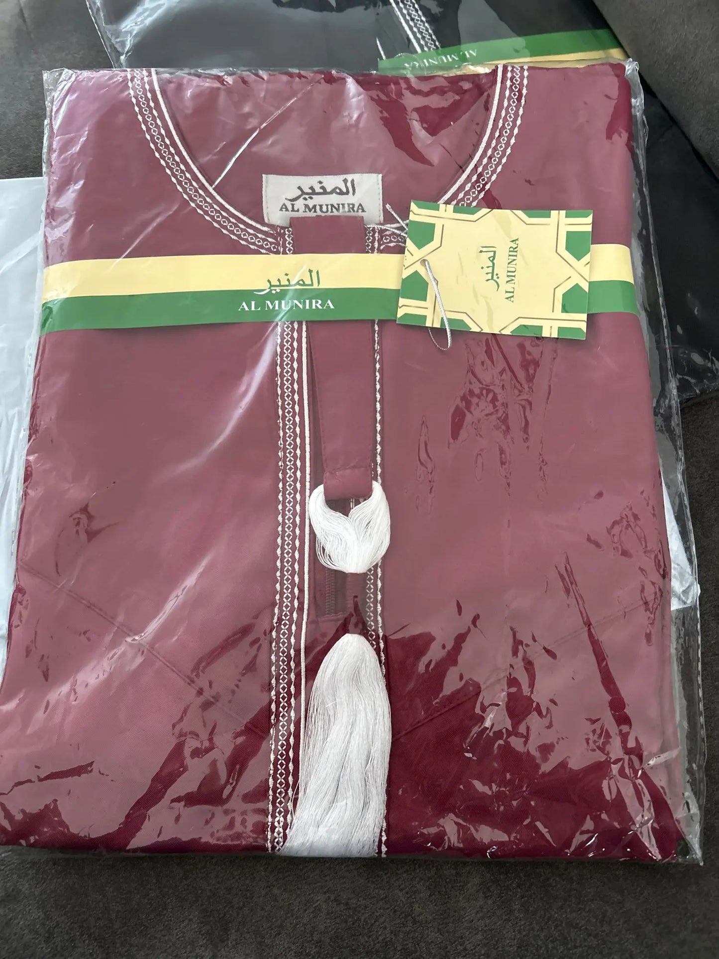 New Muslim Men's Long Sleeve Jubba Thobe | Abaya, Daffah, Kaftan, Prayer Robe - Pakistan & Saudi Arabia Inspired Islamic Clothing