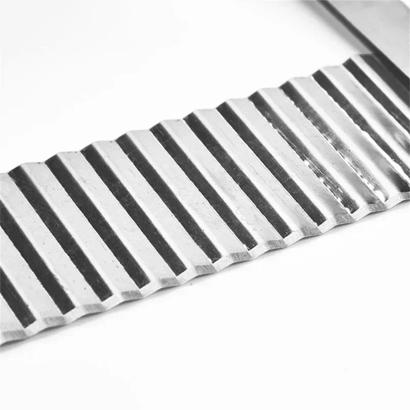Wavy Potato Cutter - Stainless Steel Crinkle Vegetable Knife