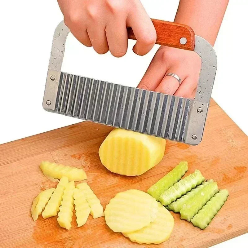Wavy Potato Cutter - Stainless Steel Crinkle Vegetable Knife
